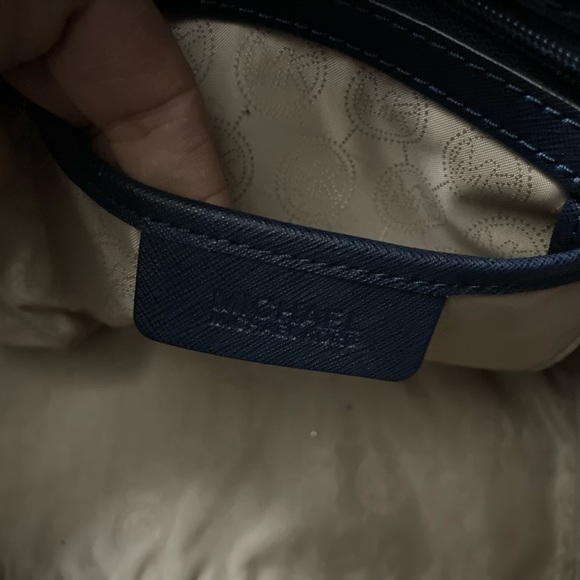 ✨👛MICHEAL KORS SELMA MEDIUM SAFFIANO LEATHER SATCHEL 👛✨ - Picture 10 of 11